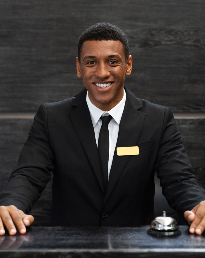 الاستقبال والحجز